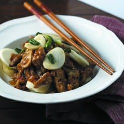 Stir-Fried Rice Cakes with Pork