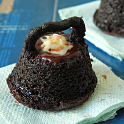 Cauldron Cakes