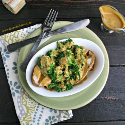 {Vegan} Broccoli + Cheeze Potatoes