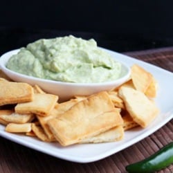 Spicy and Creamy Guacamole Dip
