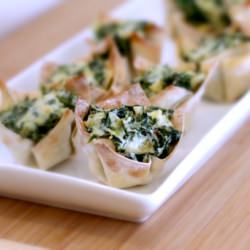 Spinach & Artichoke Wontons