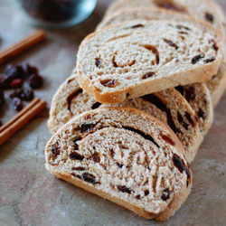 Cinnamon-Raisin Graham Bread