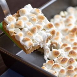White Choc Marshmallow Cookie Bars
