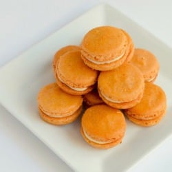 Apple Pie Macarons