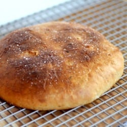 Rosemary & Roasted Garlic Bread