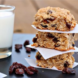 Oatmeal Raisin Bars