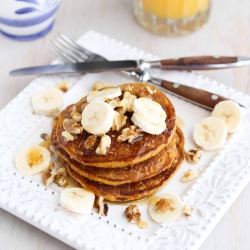 Whole Wheat Gingerbread Pancakes