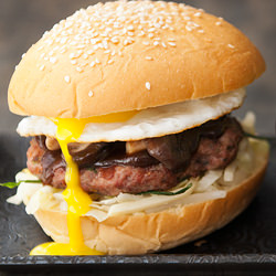 Mushu Pork Burger
