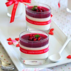 Vanilla Panna Cotta w/ Pom. Gelee