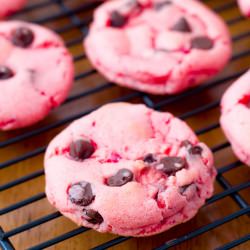Strawberry Chocolate Chip Cookies