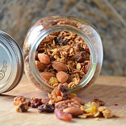 Vanilla Honey Nut Raisin Granola