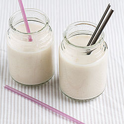Pear-Walnut Smoothie