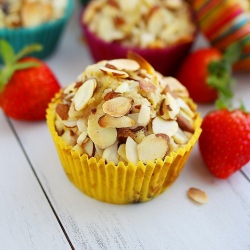 Sugar-Free Almond Berry Muffins