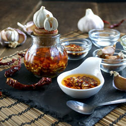 Instant Chilli and Garlic Oil