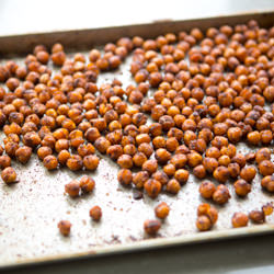 Chilli Roasted Chickpeas