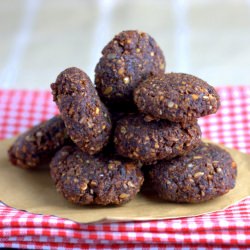 Chocolate Orange Date Energy Balls