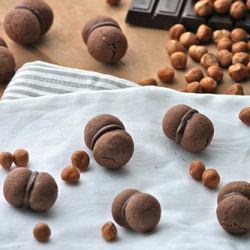 “Lady’s Kisses” Chocolate Cookies