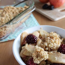 Apple Blackberry Crisp