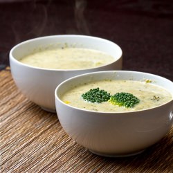 Cheesy Broccoli Soup w/Roasted Corn