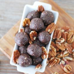 Chocolate Pecan Pie Protein Balls