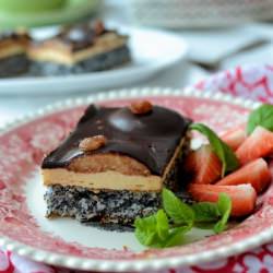 Poppy Seed Sponge Cake