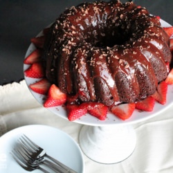 Cake with Balsamic Strawberry Sauce