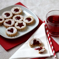 Low-Carb Linzer Hearts