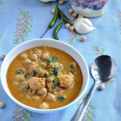 Cauliflower and Chickpeas Kurma