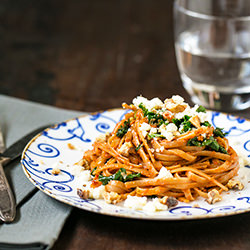 Roasted Red Pepper Pesto Linguine