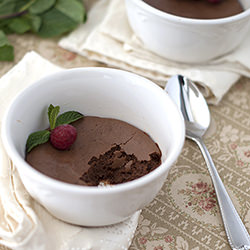 Warm Chocolate Cheesecake Cups