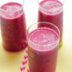Beet and Mixed Berry Smoothie