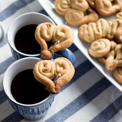 Valentine’s Day Cinnamon Cookies