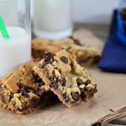 Almond Joy Cream Delight Bars