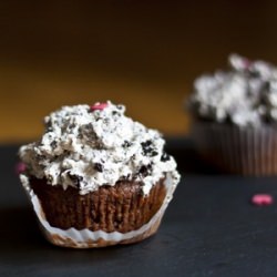Oreo Cream Cupcakes