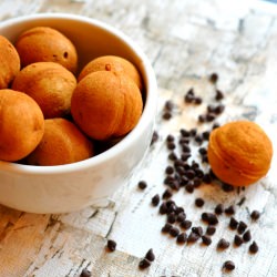 Choc-Cinnamon Donut Holes