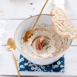 Cheese Pecan Dip