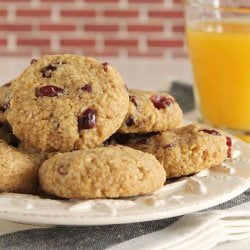 Soft Apple Oatmeal Cookies