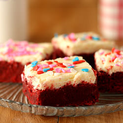 Red Velvet Sugar Cookie Bars