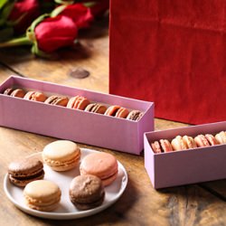 La Boulange Macarons