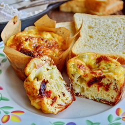 Bacon & Cheese Baked Egg Cups