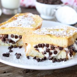 Cannoli Stuffed French Toast