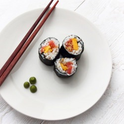 Crunchy Salmon Mango Dushi