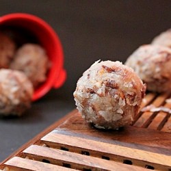 Sweet Coconut Balls
