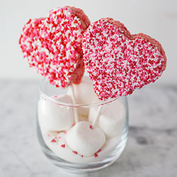 Rice Krispie Valentine Lollipops