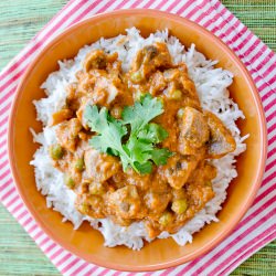 Creamy Mushroom Tomato Curry