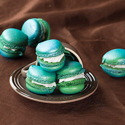 Mint-Strawberry Macarons