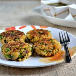 Oats Spinach Paneer Cakes