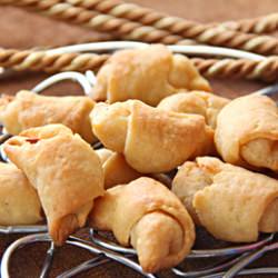 Mini Cheese Crescent Rolls