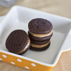 Peanut Butter Oreos