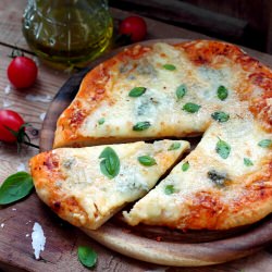 Pizza Quattro Formaggi